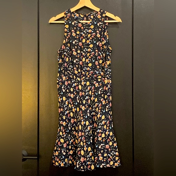 J.Crew Mercantile sz 4 sleeveless floral dress in navy/multi; back-zip & button - Picture 1 of 2